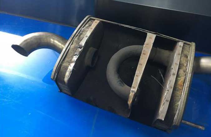 3D Printed Exhaust Pipe Applied on Ford Mustang