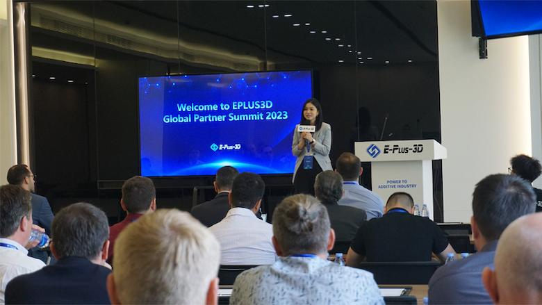 Mary Li giving welcome speech at Eplus3D Global Partners Summit 2023